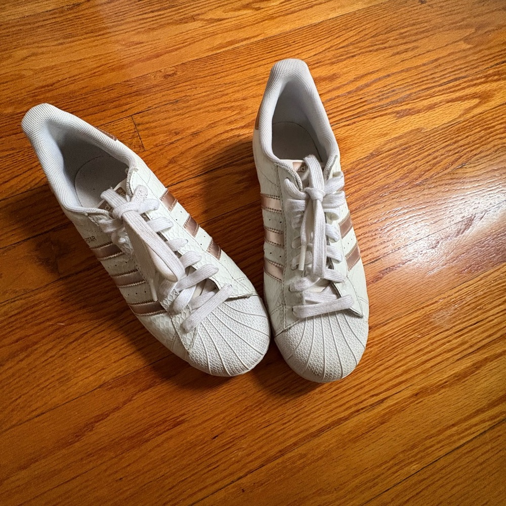 Superstar Adidas Sneakers - Picture 6 of 6